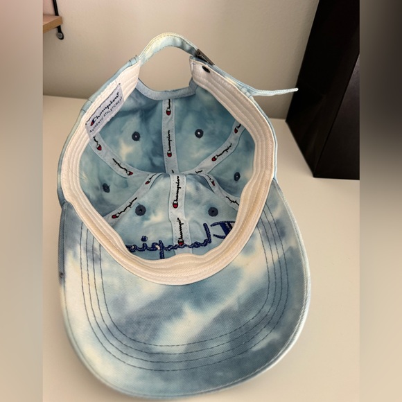 Champion Hat - Picture 3 of 3